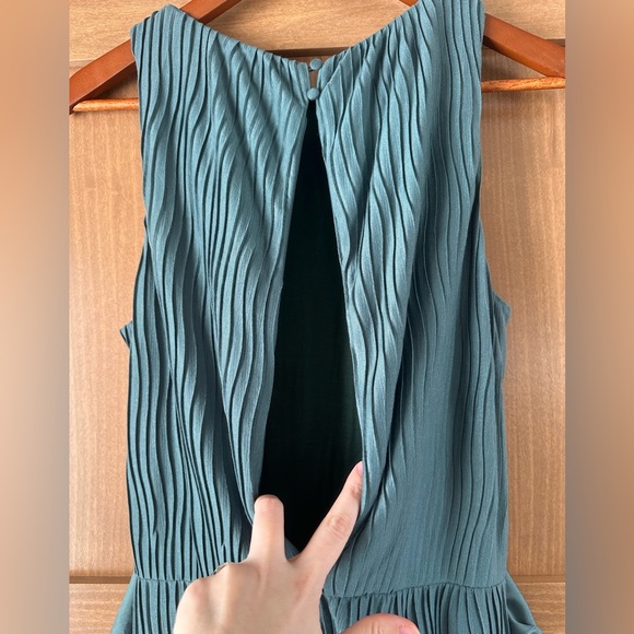 NWT Anthropologie Turquoise Marina Plisse Jumpsuit size M - Picture 9 of 15